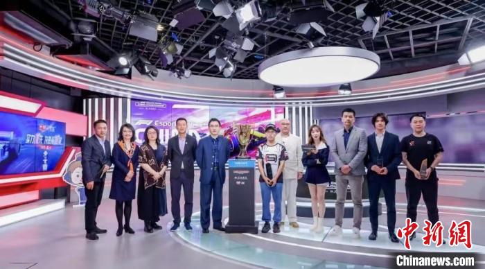 2022F1电竞中国冠军赛职业联赛收官：L.WLG车队以稳