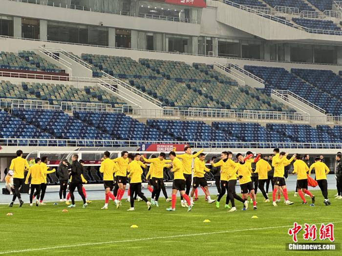 今晚击败新加坡，国足才有资格谈生死战，出线