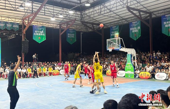 农副产品命名乡村篮球赛在宾阳开赛