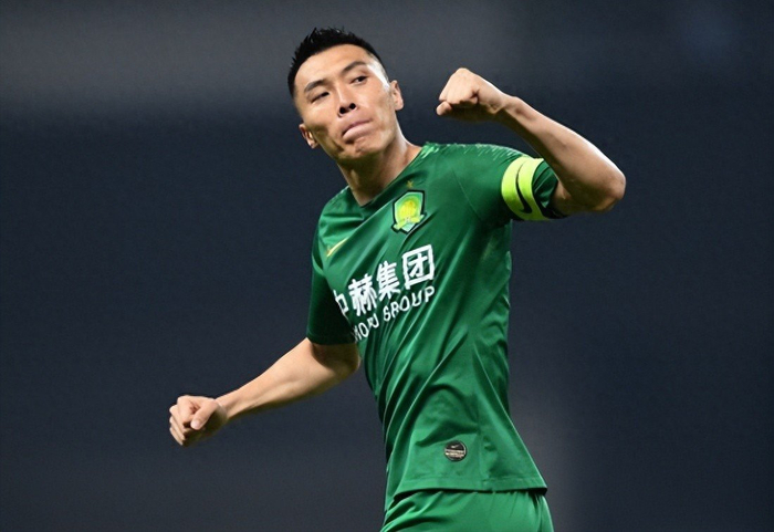 周挺率大连英博二队征战中乙联赛 保级目标引期