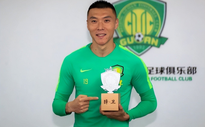 周挺率大连英博二队征战中乙联赛 保级目标引期