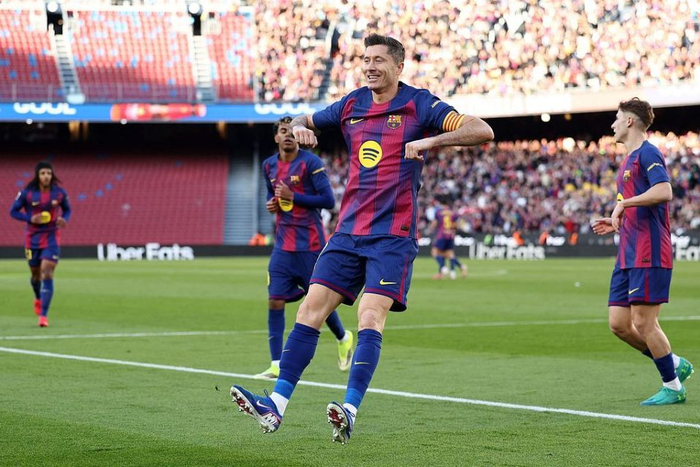 巴萨留莱万成唯一选择 美职联引援遇阻