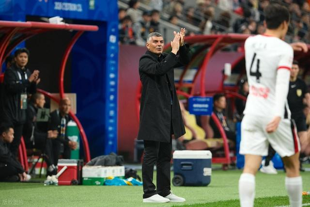 拜合拉木替补登场1分钟助攻造点引爆蓉城攻势