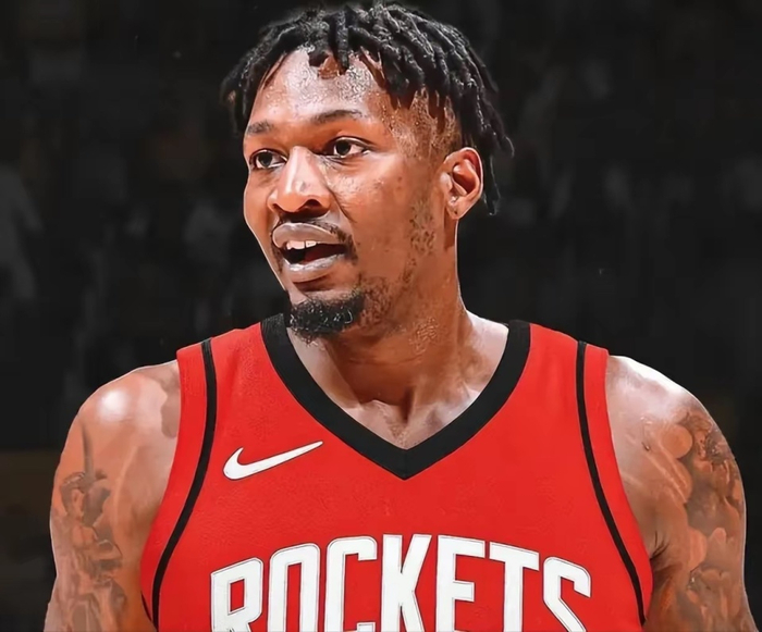 火箭弃用芬尼史密斯战绩飙升 交易难题待解