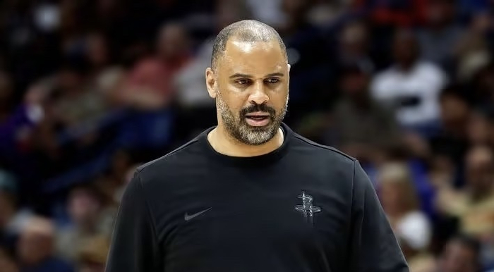 火箭弃用芬尼史密斯战绩飙升 交易难题待解