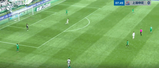 陈晋一任意球世界波助申花扳平国安，申花逆境