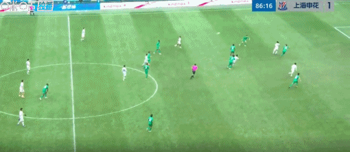 陈晋一任意球世界波助申花扳平国安，申花逆境
